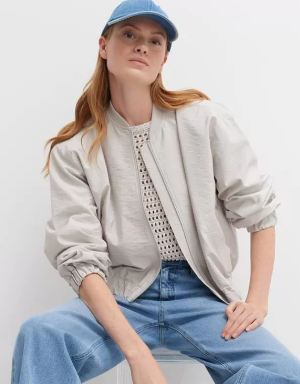 blouson_jenco_shine_regular_mit_leichtem_schimmer_5-1.webp Blouson Jenco Shine Regular Mit Leichtem Schimmer>OPUS Fashion Discount