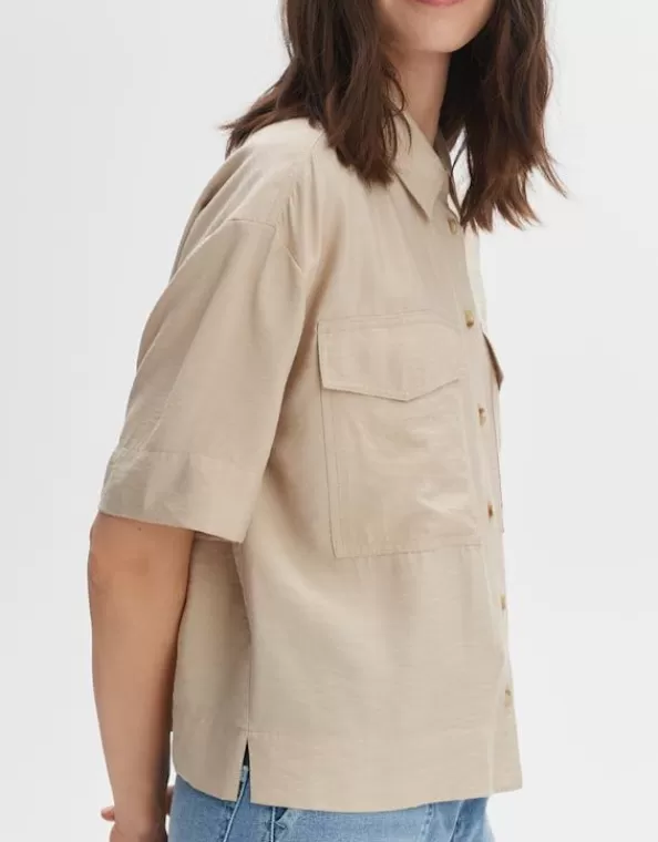 hemdbluse_frena_loose_aus_nachhaltigem_viskose_mix_3-1.webp Hemdbluse Frena Loose Aus Nachhaltigem Viskose Mix>OPUS Fashion Shop