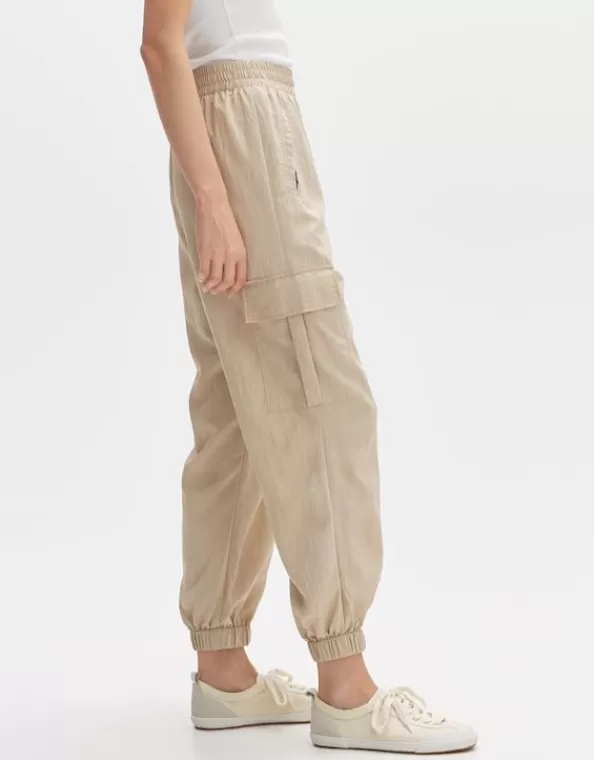 leichte_jogpants_mabecca_relaxed_mit_cargo_details_4.webp Leichte Jogpants Mabecca Relaxed Mit Cargo Details>OPUS Fashion Cheap